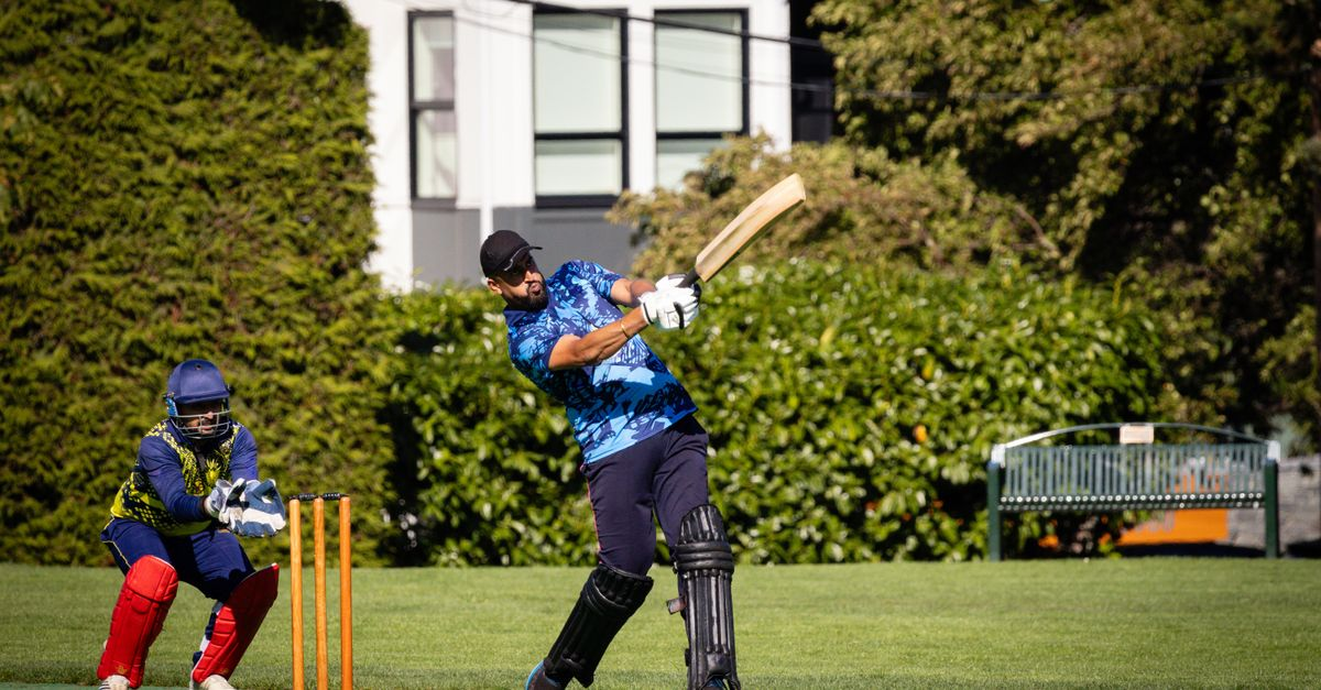 England begins ODI tri-series against Pakistan in Rawalpindi, chasing World Cup form
